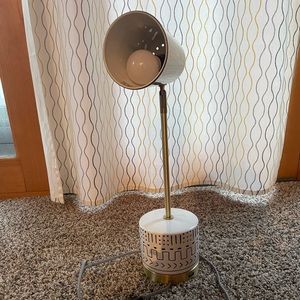 Desk lamp with USB outlet